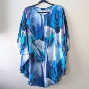 Q' Neel Multicolored Dolman Sleeve Tunic with Oversized Relaxed Fit Size 18